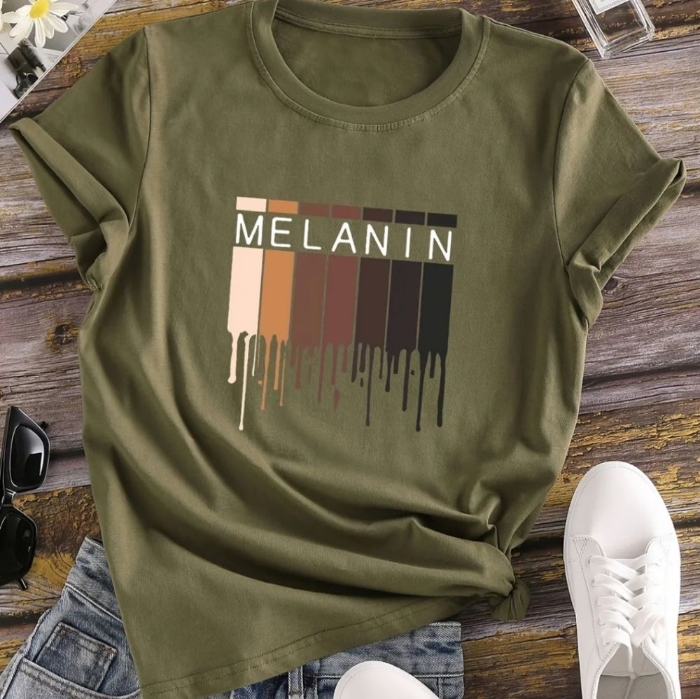 Letter Print Crew Neck T-shirt.